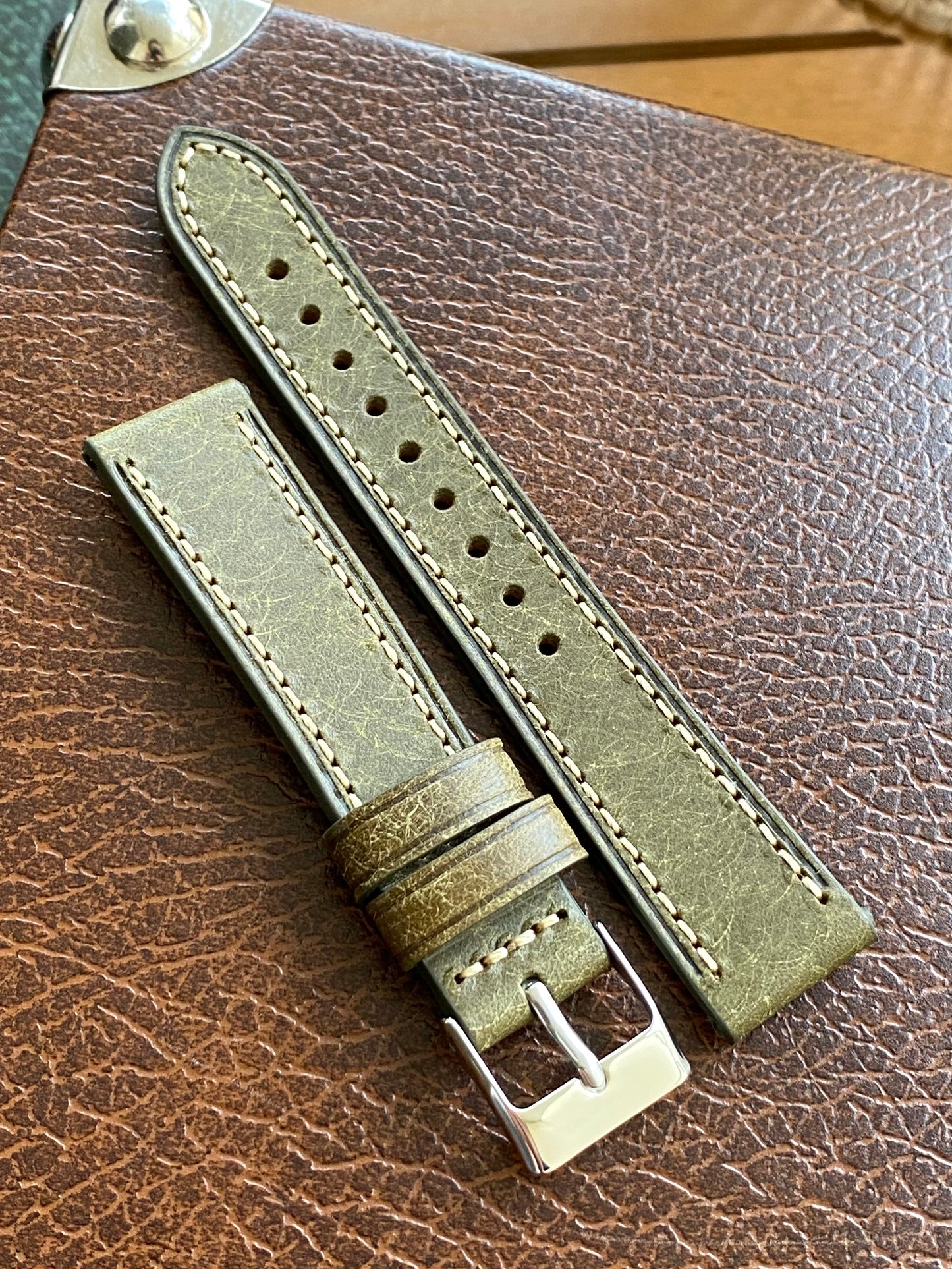 Bracelet de Montre Vintage - VERT 18mm - Cuir Véritable de Haute Qualité