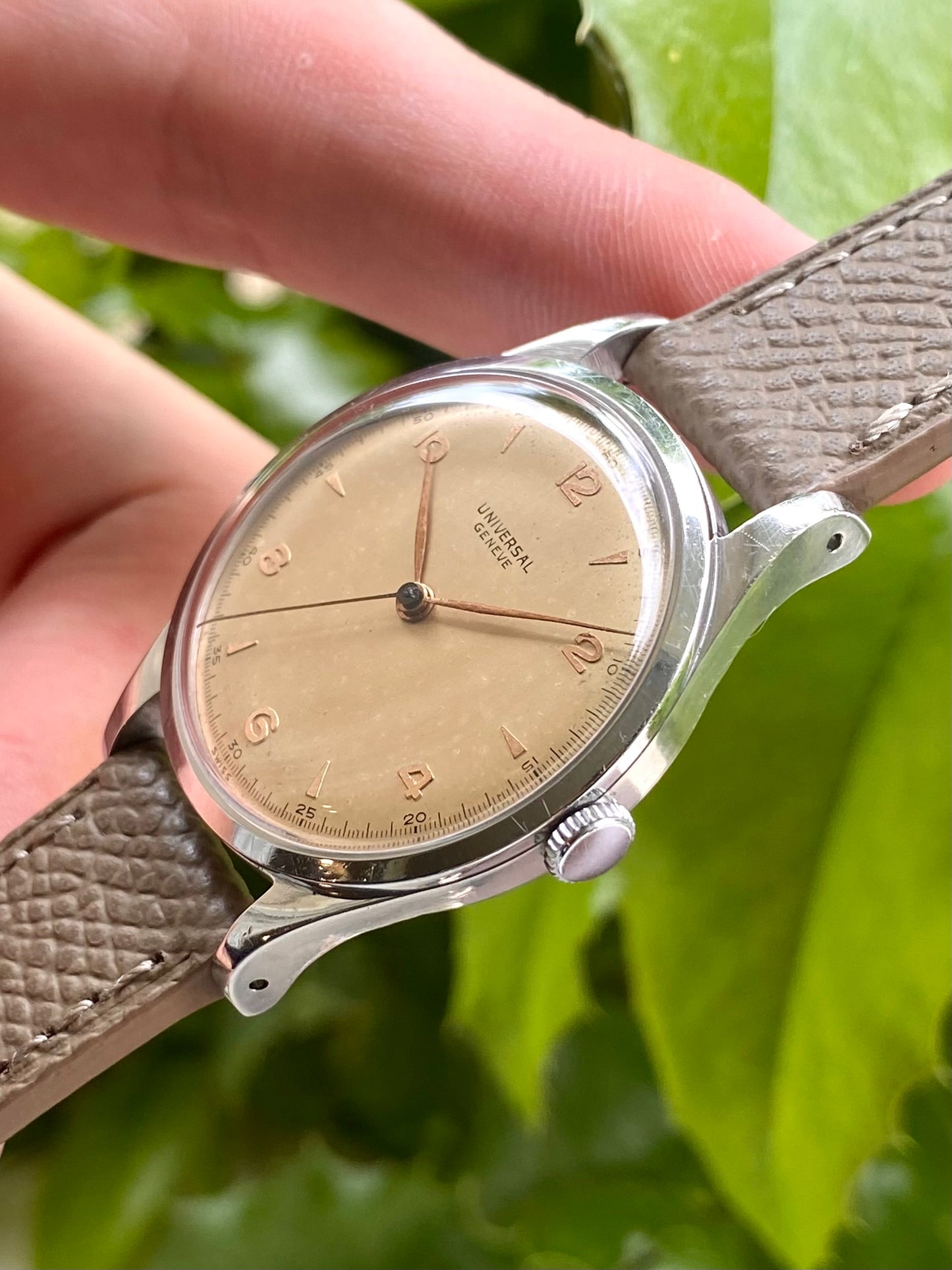 Universal Genève Calatrava Cal. 129 Montre Vintage Mécanique Acier 20410 - 1944
