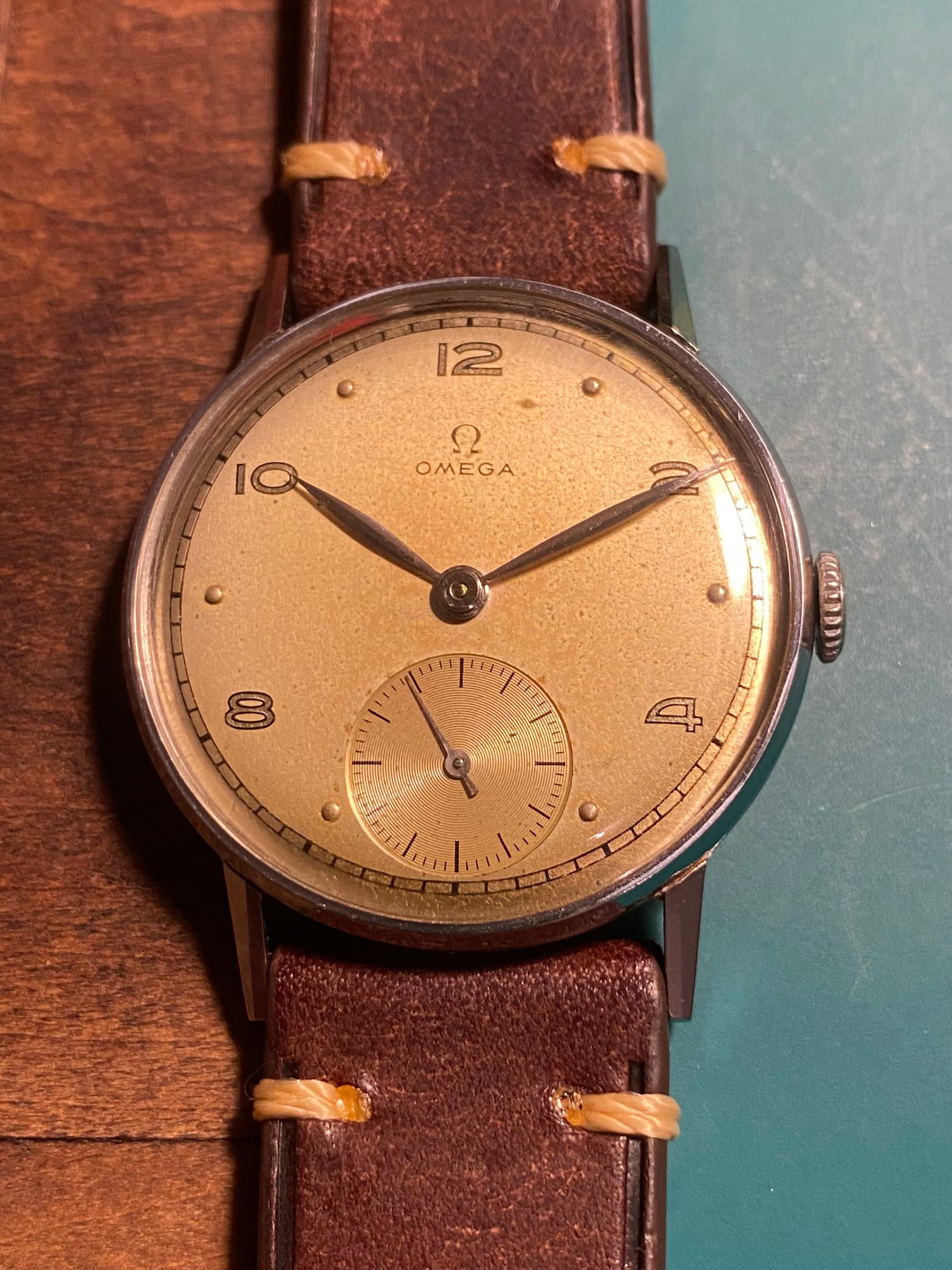 Omega Cal.28 Ref. 2595 2 Montre Vintage Mecanique 1945 L Heure Des Montres