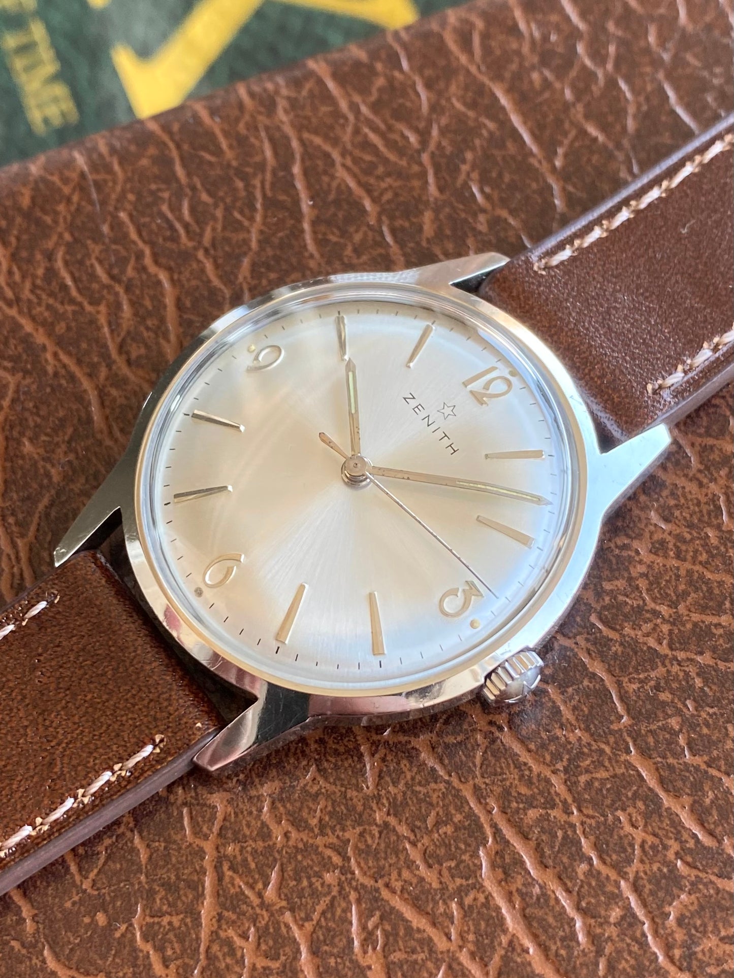 Zenith Montre Vintage Mécanique Cal.2542 Acier 1960