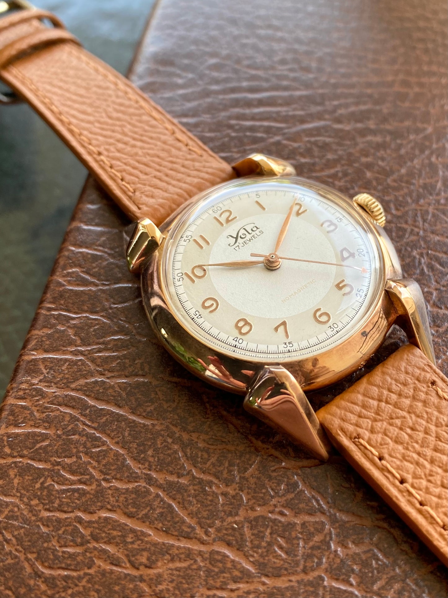 Yola Montre Vintage Mécanique France - Plaqué Or 1940