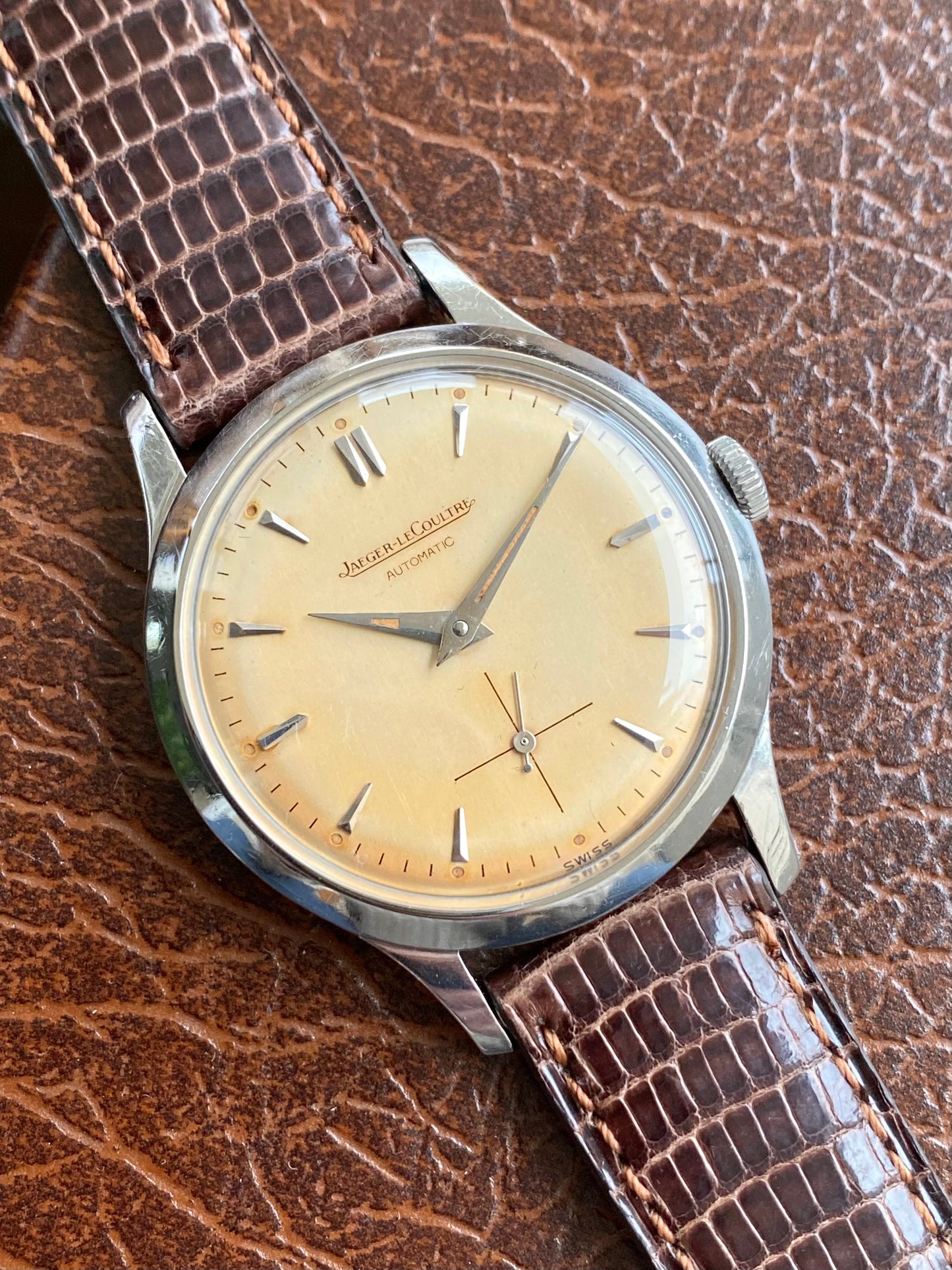 Jaeger-LeCoultre Bumper Automatic Cal. 812 Montre Vintage Mécanique Suisse