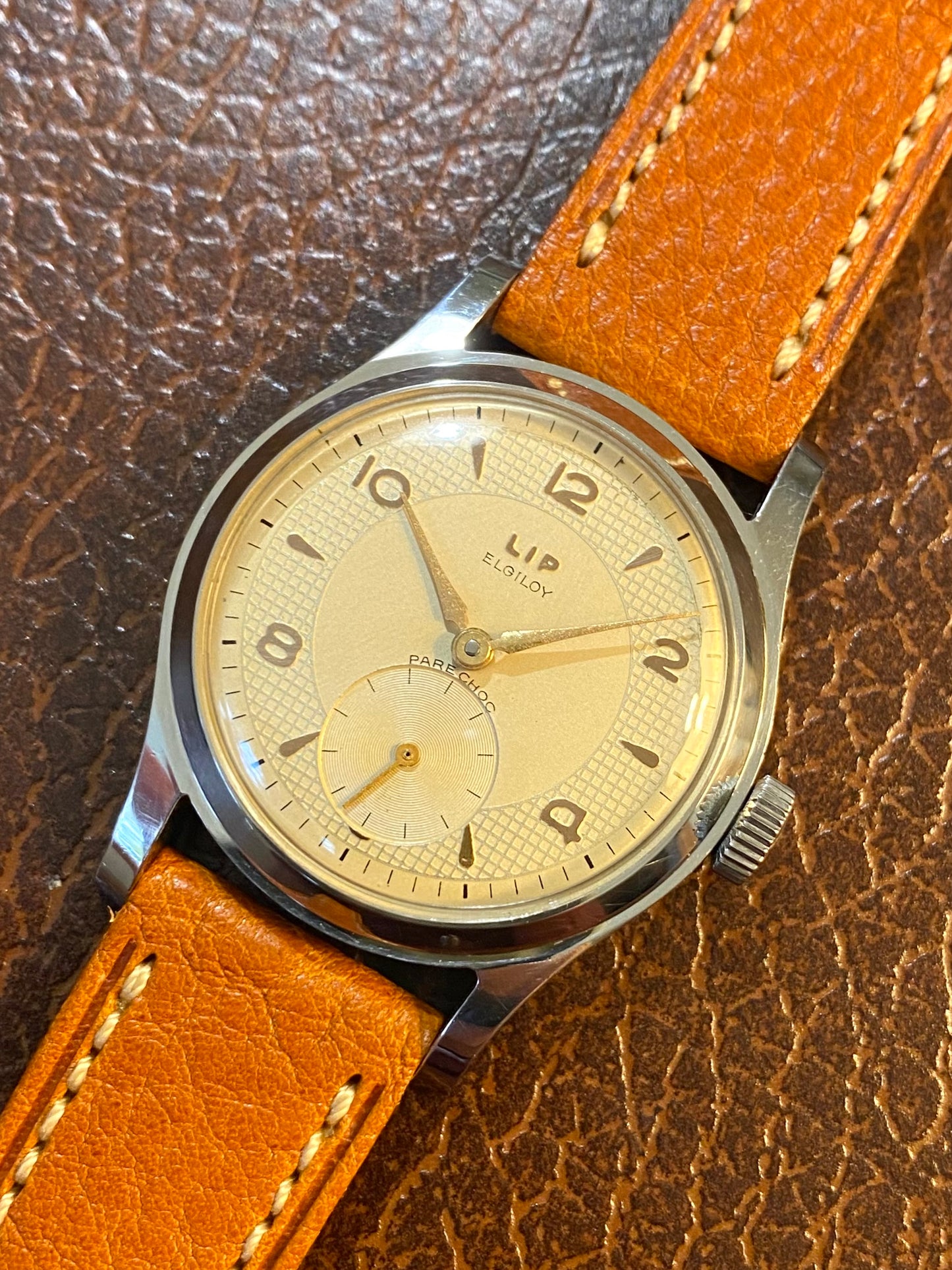 LIP Elgiloy PareChoc R25 Montre Vintage Mécanique France 1960