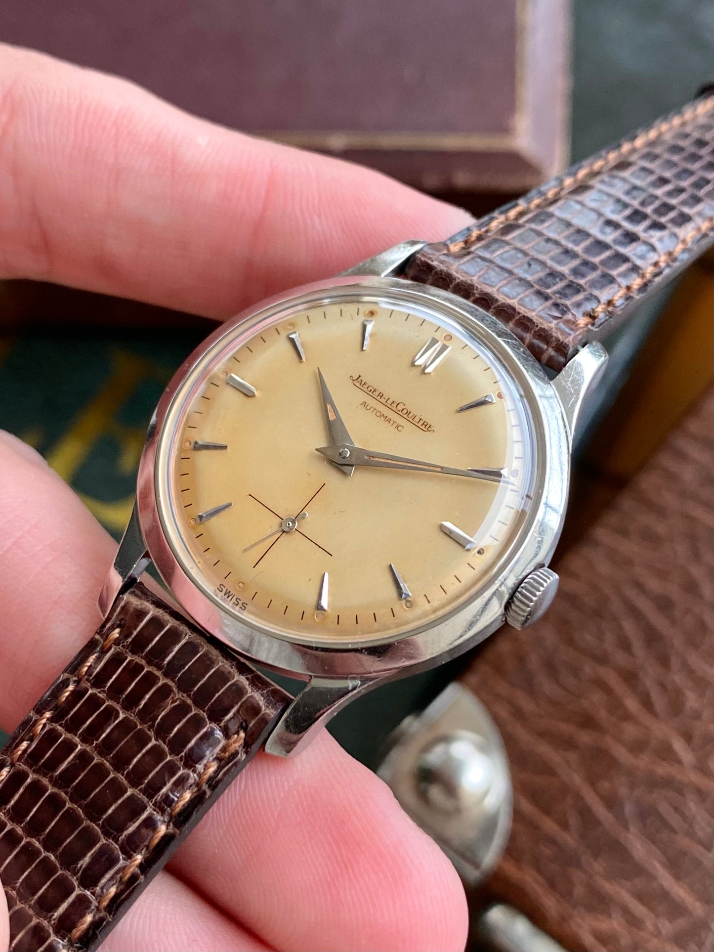 Jaeger-LeCoultre Bumper Automatic Cal. 812 Montre Vintage Mécanique Suisse