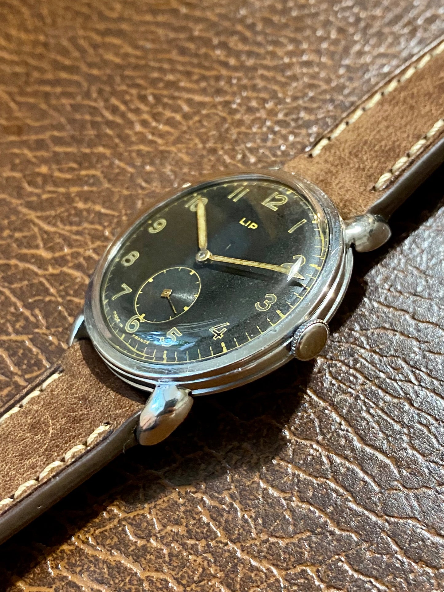 LIP Montre Vintage Mécanique Cal.R25 Français Cadran Noir 1950