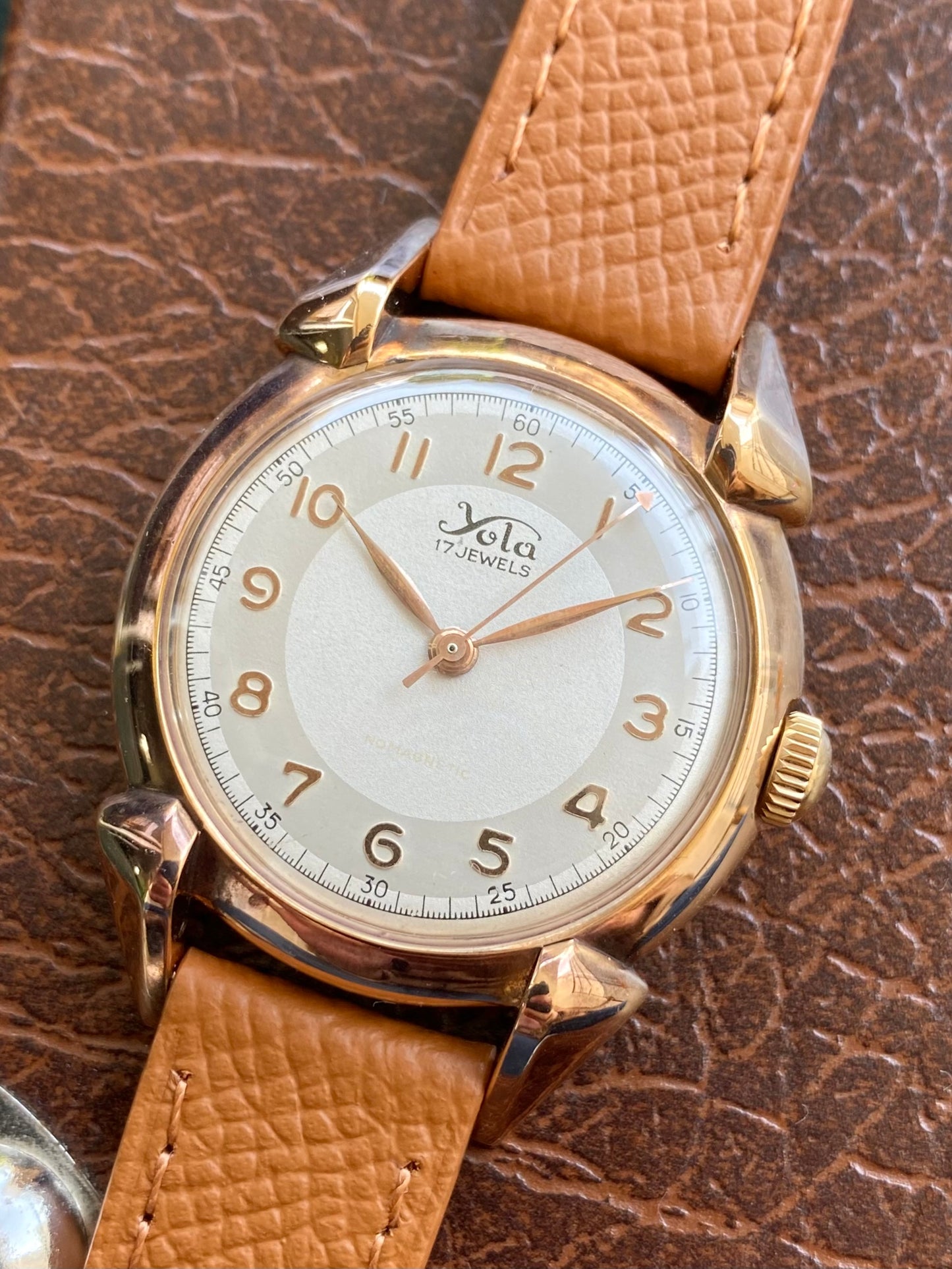 Yola Montre Vintage Mécanique France - Plaqué Or 1940