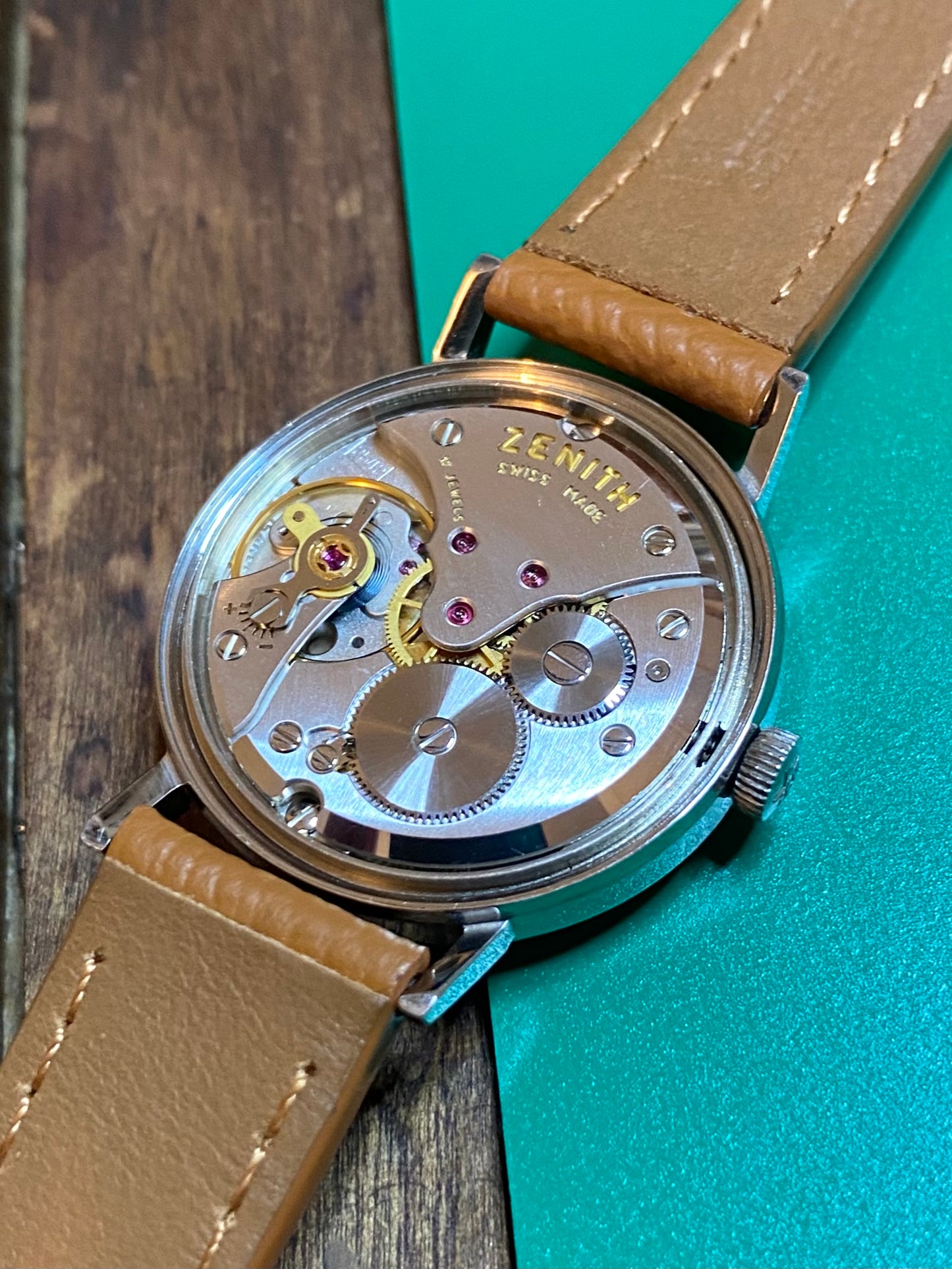 Zenith Suisse Montre Vintage Mécanique Calibre 2542 - Chiffres Romains - 1960 + Boucle