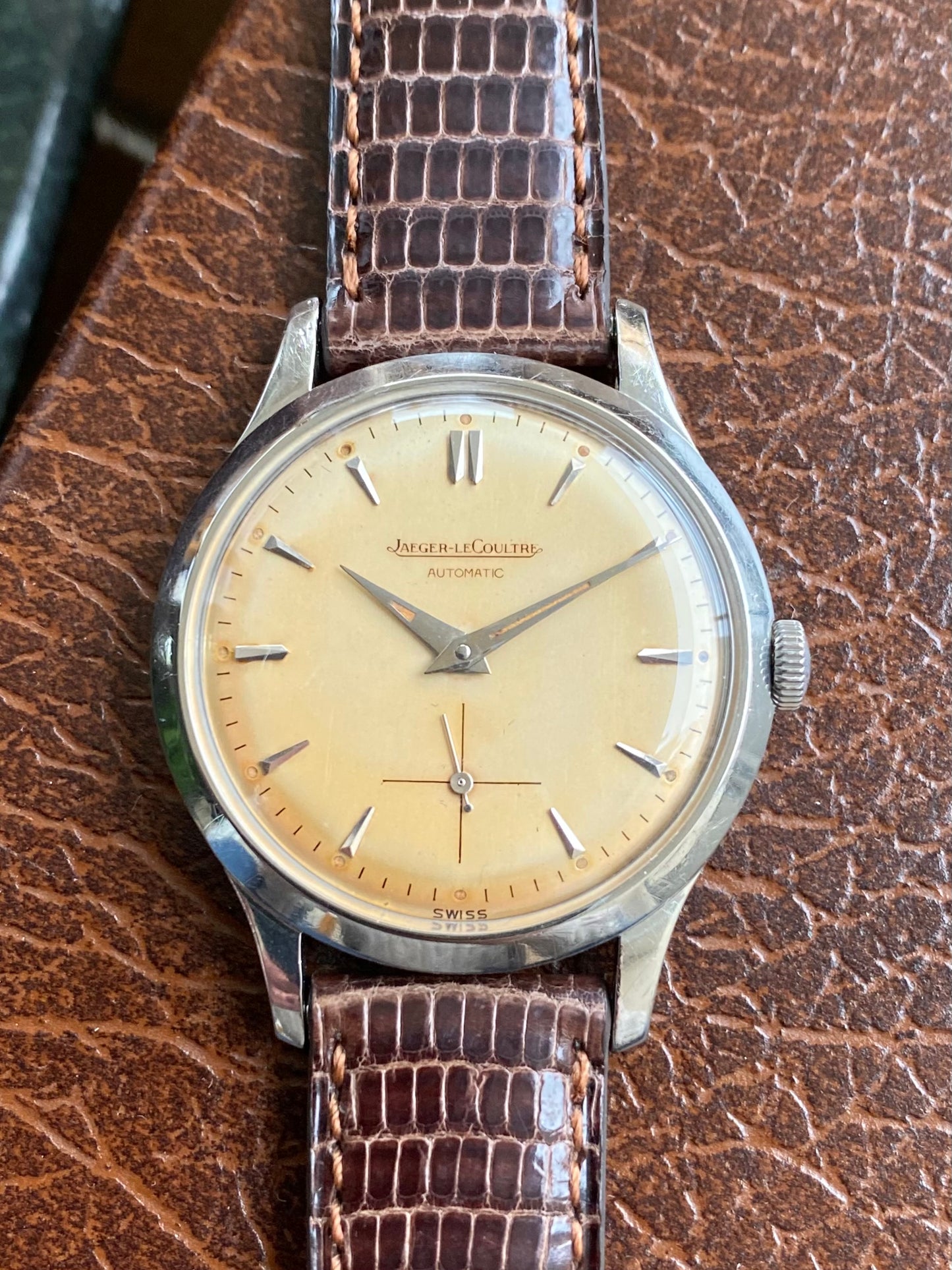 Jaeger-LeCoultre Bumper Automatic Cal. 812 Montre Vintage Mécanique Suisse
