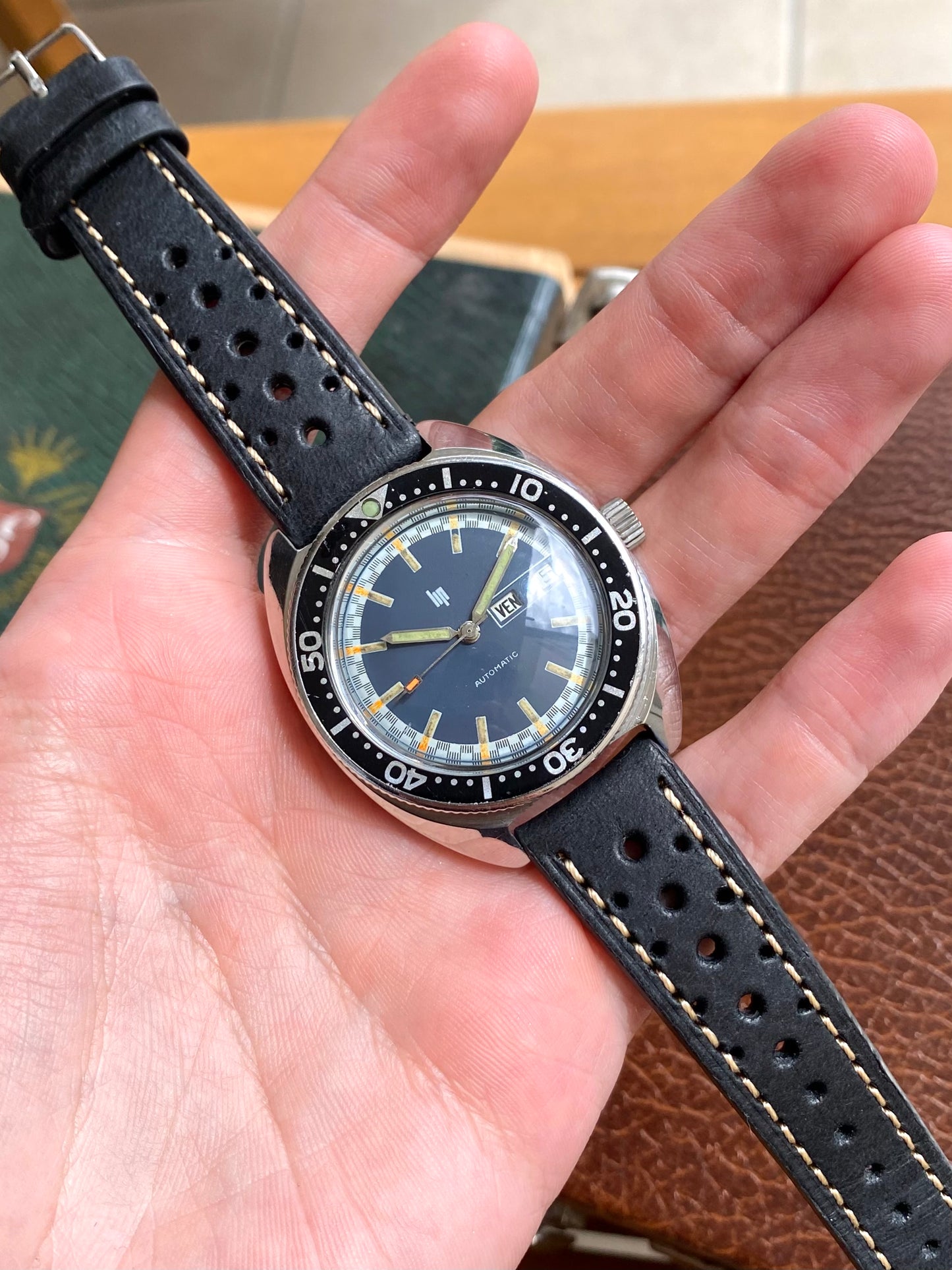 LIP France Automatic Diver Jour-Date - Montre Vintage Mécanique Plongée PUW1463 - 1960