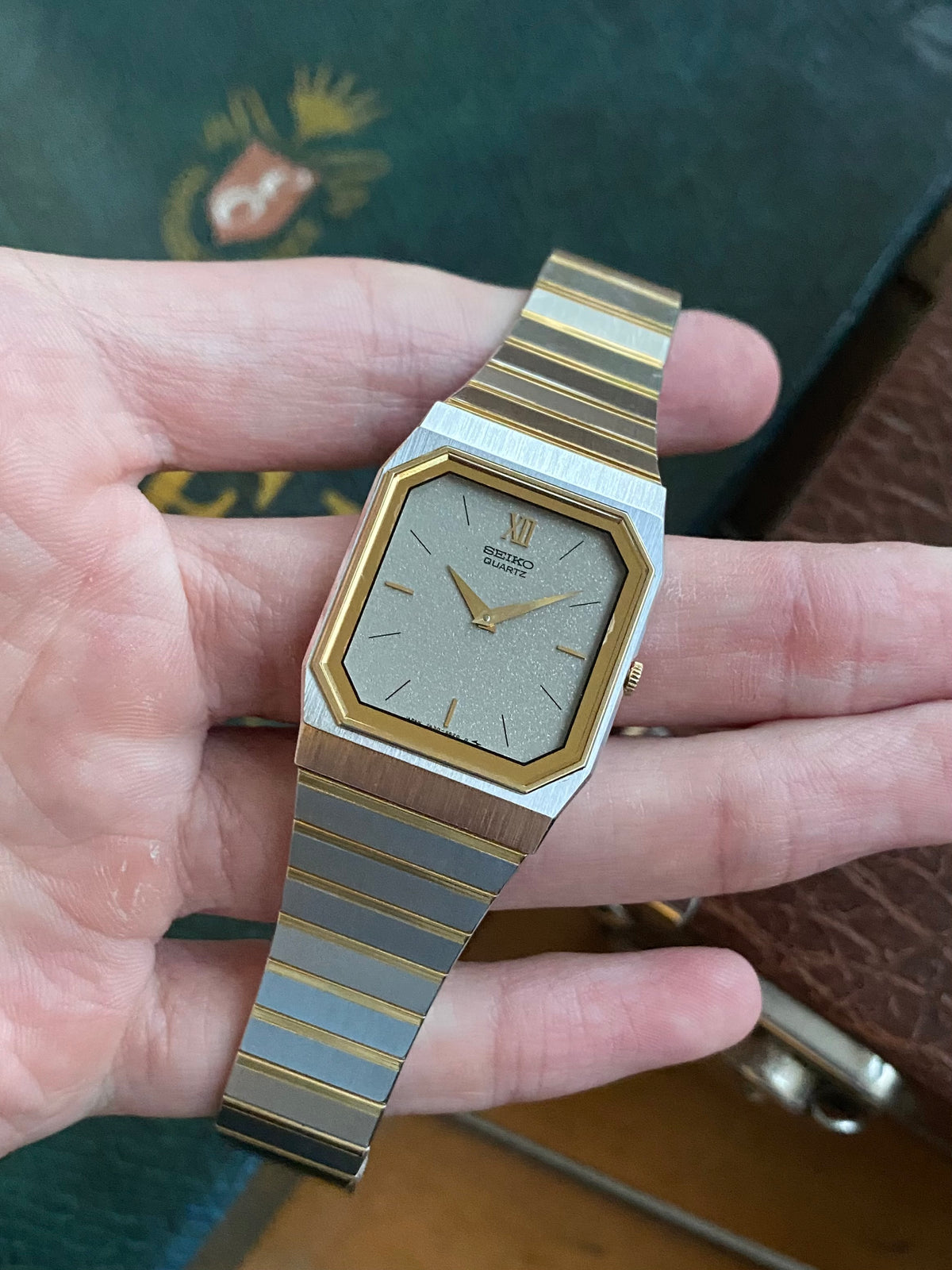 Seiko Tank Quartz Montre Vintage Or - Acier 1980