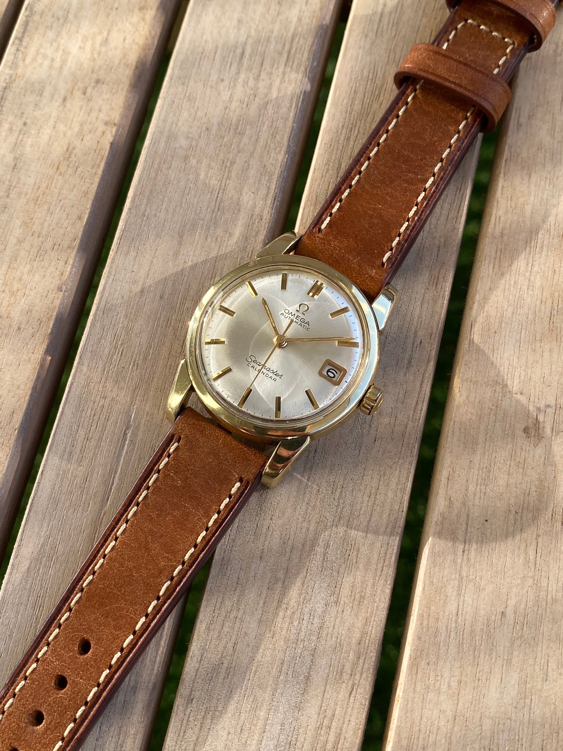 Bracelet de montre en cuir couleur bordeaux - 18mm - Boucle doré
