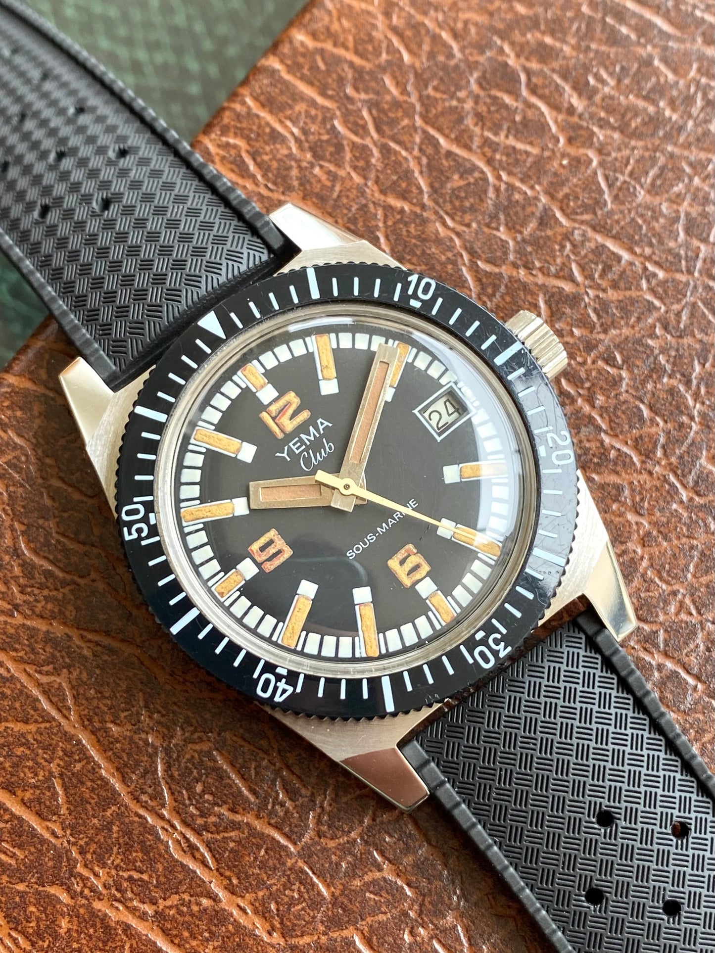 Yema Club Diver Sous-Marine Montre Vintage Mécanique Acier Cal. FE141-2 Plongée 1970