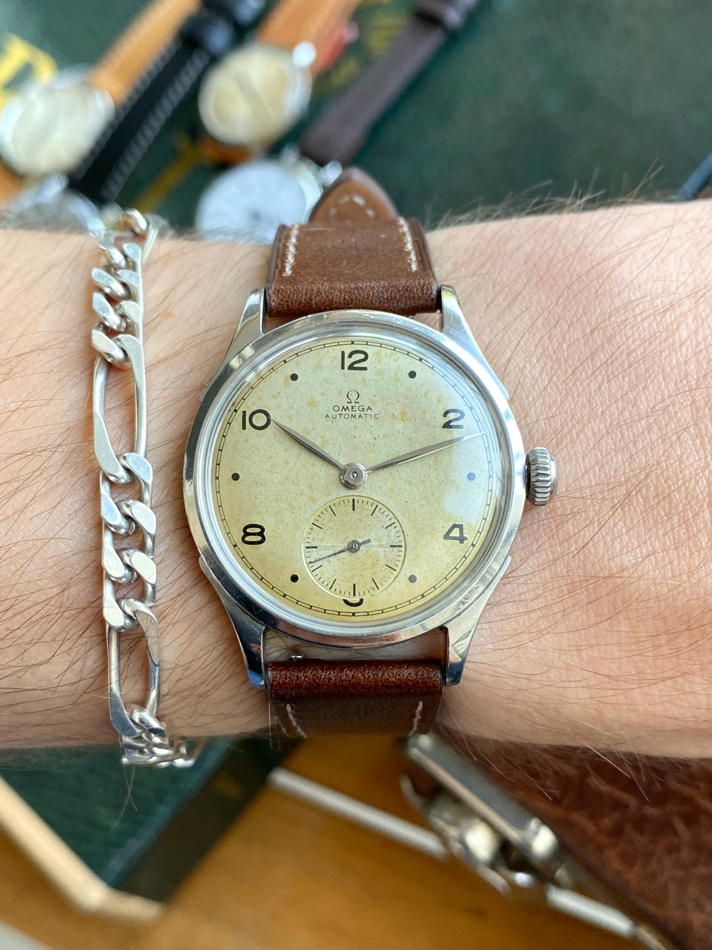 Omega Bumper Automatic Ref. 2375 Montre Vintage Mécanique Patinée 28.10RA - 1945