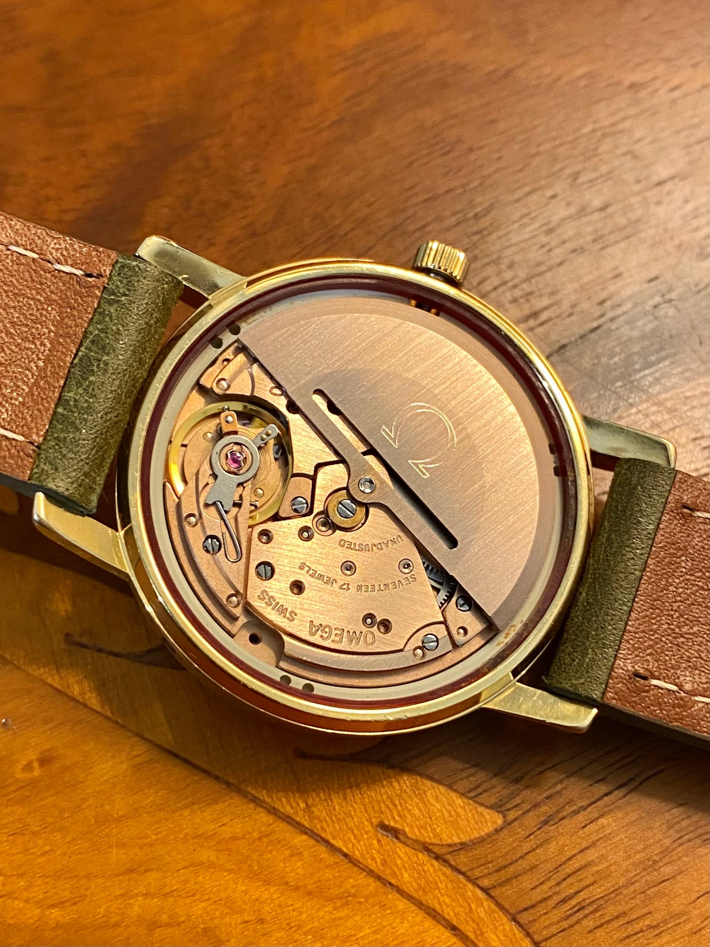 Omega Automatic Date Plaqué Or Cal.1012 Montre Vintage Mécanique 1979