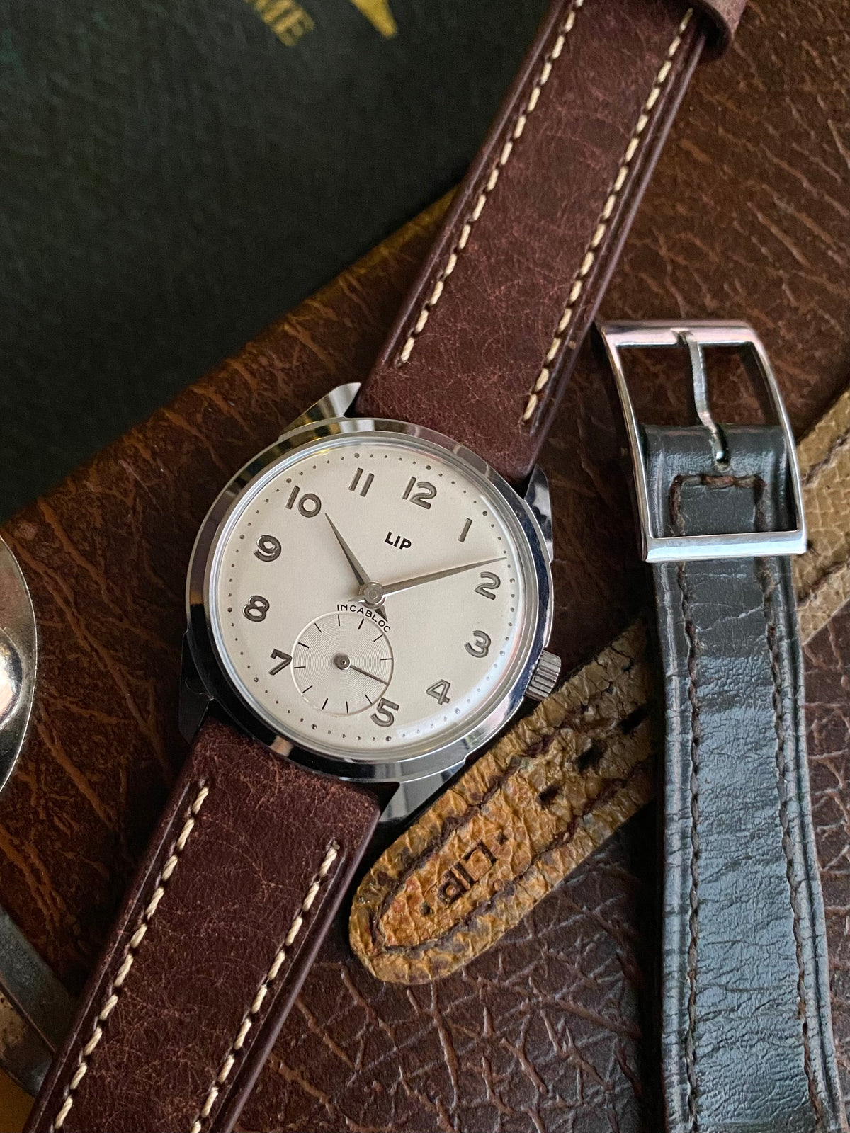 LIP France R25 Neuve de Stock NOS - Montre Vintage Mécanique 1960 + Bracelet