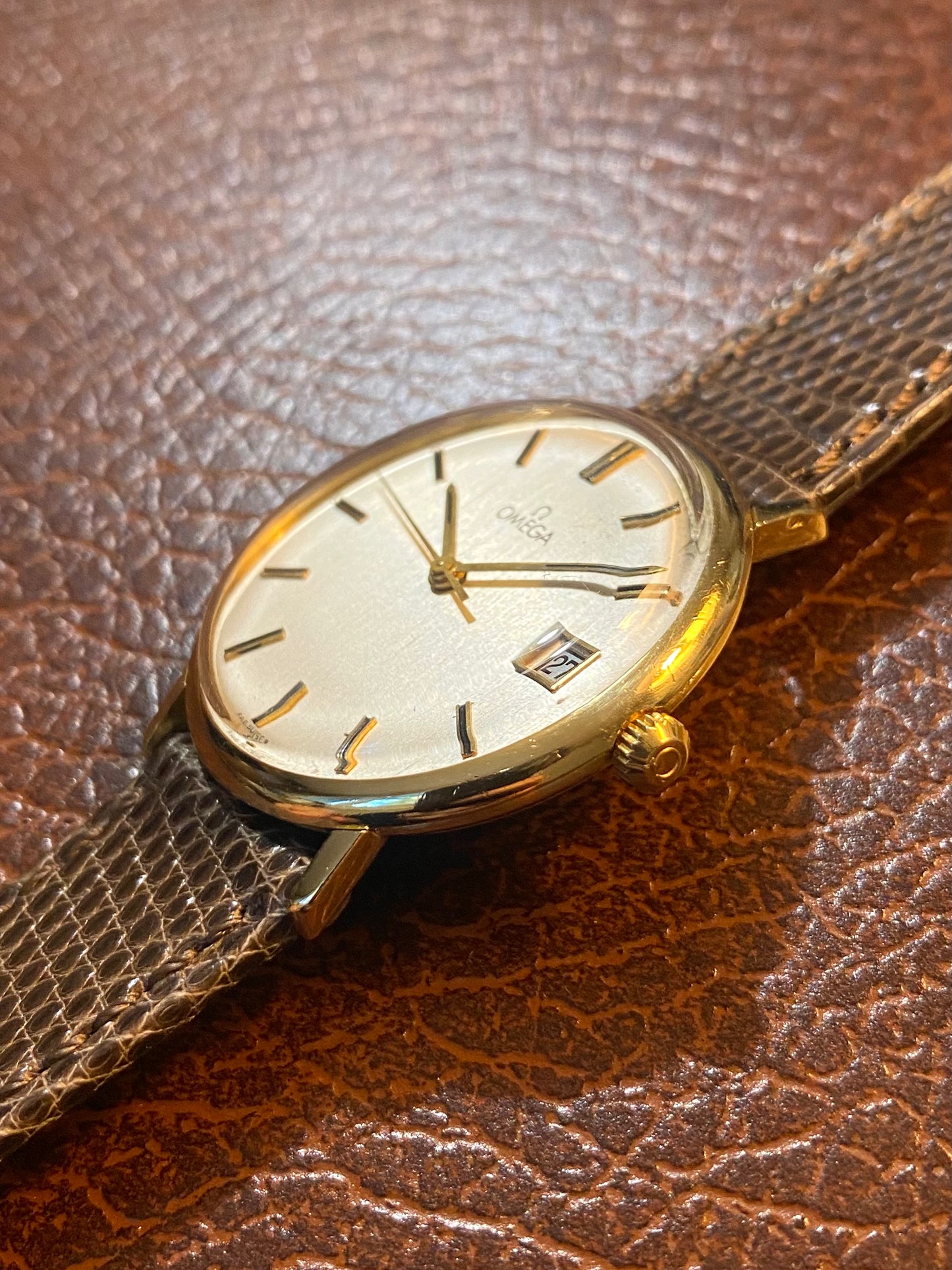 Omega 18K Or Jaune 750/1000 Montre Vintage Mécanique Cal.601 Réf.1031 - 1971